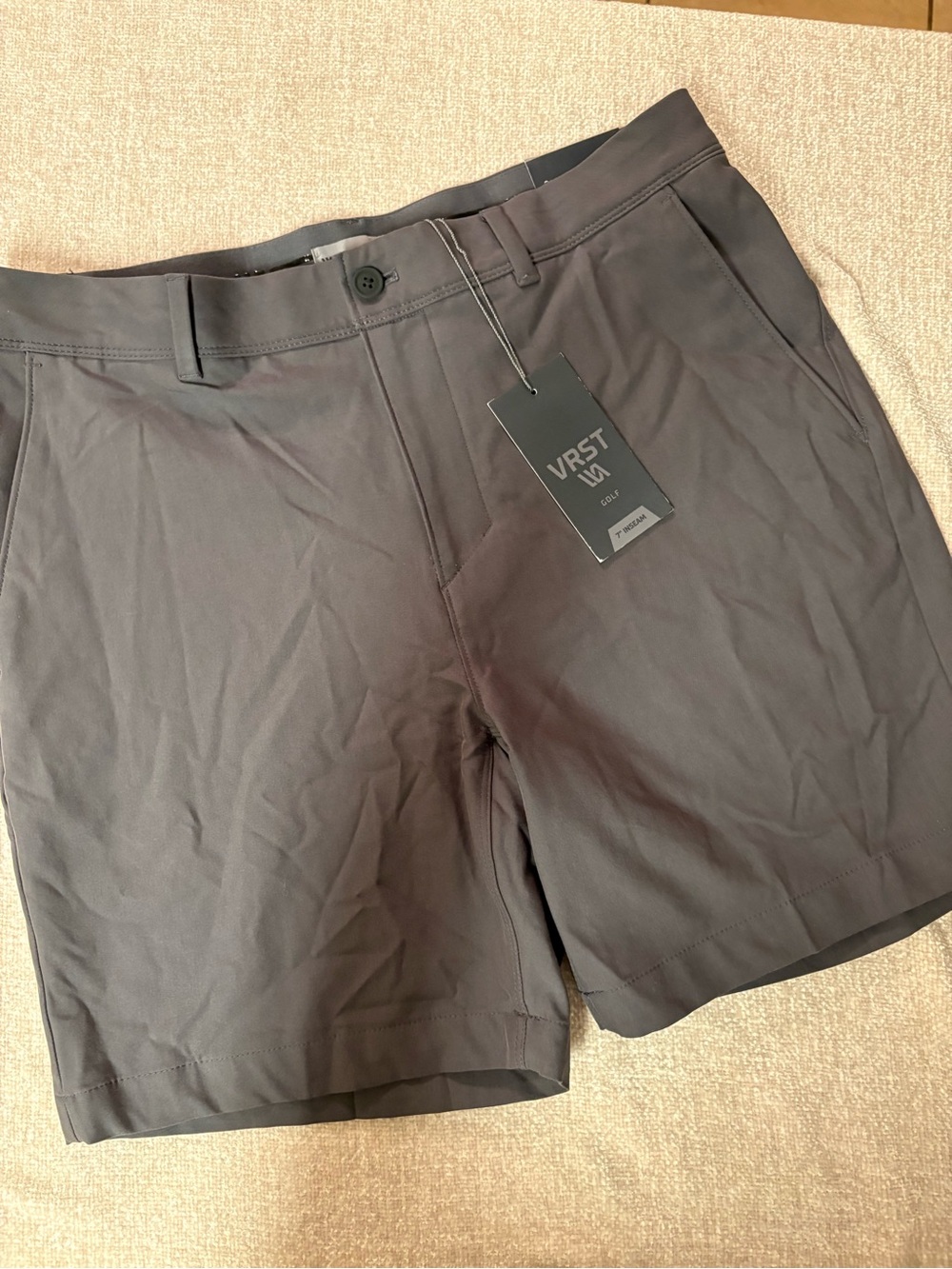NWT Men’s VRST Gray Performance Golf Shorts Size 34